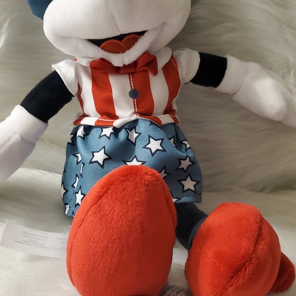 Minnie Mouse Vintage look doll - Picture 8 of 9